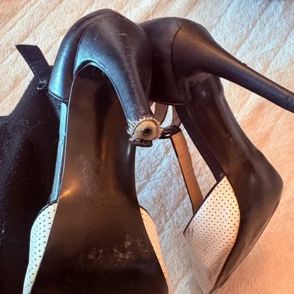 Elegant Black and White Women's Heels - Picture 6 of 8